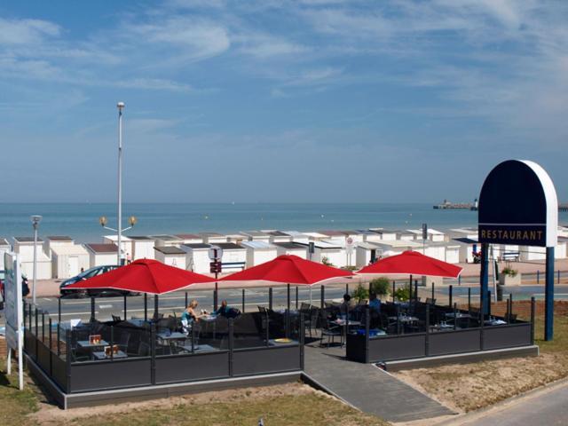 Hotel De La Plage Кале Экстерьер фото